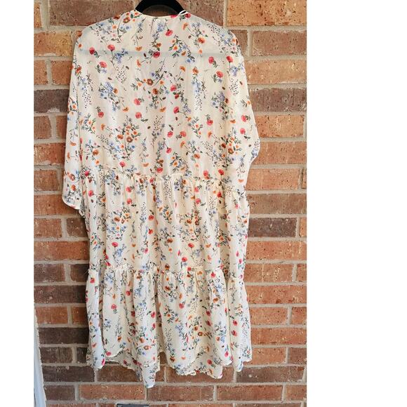 Cato Est. 1946 Floral Kimono Size Large - Picture 2 of 4